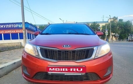 KIA Rio III рестайлинг, 2013 год, 750 000 рублей, 2 фотография