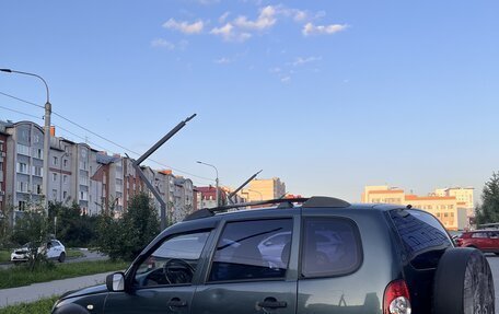 Chevrolet Niva I рестайлинг, 2011 год, 390 000 рублей, 3 фотография