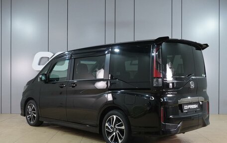 Honda Stepwgn IV, 2018 год, 2 479 000 рублей, 2 фотография