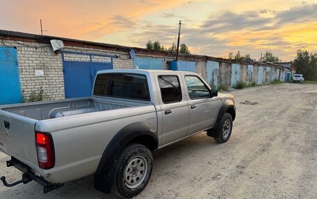 Nissan NP300, 2012 год, 1 150 000 рублей, 3 фотография