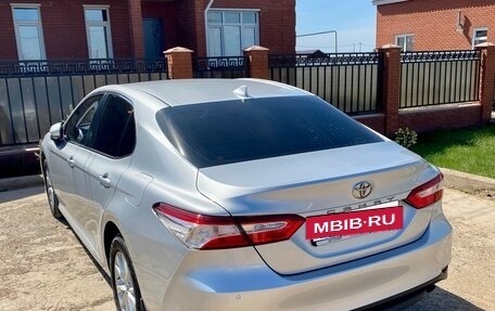 Toyota Camry, 2019 год, 2 700 000 рублей, 6 фотография