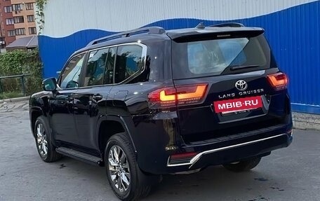 Toyota Land Cruiser, 2022 год, 10 500 000 рублей, 5 фотография
