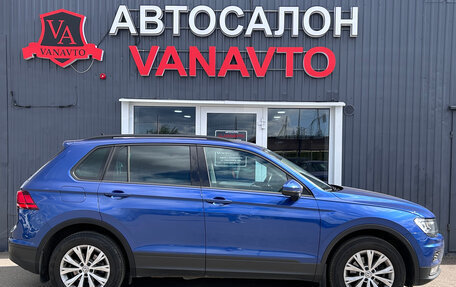 Volkswagen Tiguan II, 2019 год, 2 570 000 рублей, 3 фотография