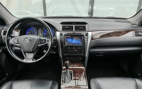 Toyota Camry, 2016 год, 2 180 000 рублей, 11 фотография