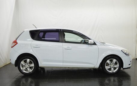 KIA cee'd I рестайлинг, 2011 год, 665 000 рублей, 4 фотография