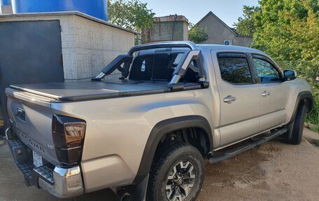 Toyota Tacoma III, 2020 год, 5 300 000 рублей, 4 фотография