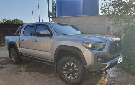 Toyota Tacoma III, 2020 год, 5 300 000 рублей, 2 фотография