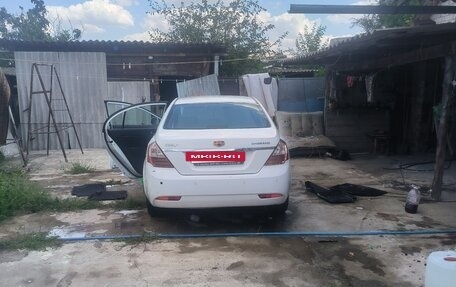 Geely Emgrand, 2018 год, 500 000 рублей, 2 фотография