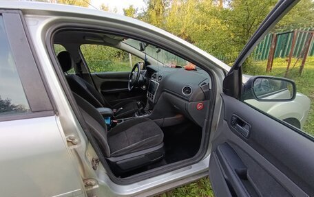 Ford Focus II рестайлинг, 2006 год, 360 000 рублей, 16 фотография