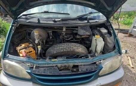 Nissan Serena I, 1998 год, 410 000 рублей, 12 фотография