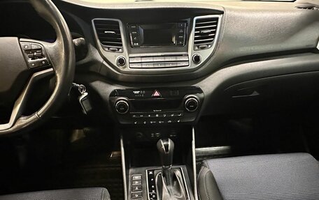 Hyundai Tucson III, 2017 год, 1 888 000 рублей, 7 фотография