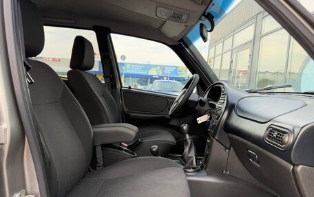 Chevrolet Niva I рестайлинг, 2017 год, 839 000 рублей, 7 фотография