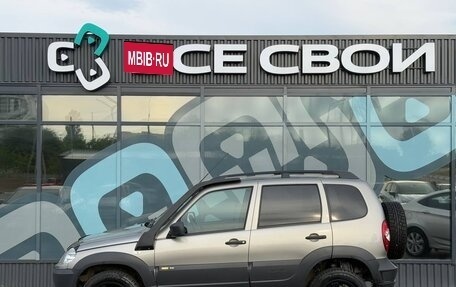 Chevrolet Niva I рестайлинг, 2017 год, 839 000 рублей, 9 фотография