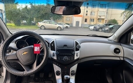 Chevrolet Cruze II, 2013 год, 700 000 рублей, 6 фотография