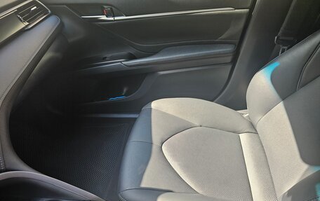 Toyota Camry, 2021 год, 3 650 000 рублей, 7 фотография