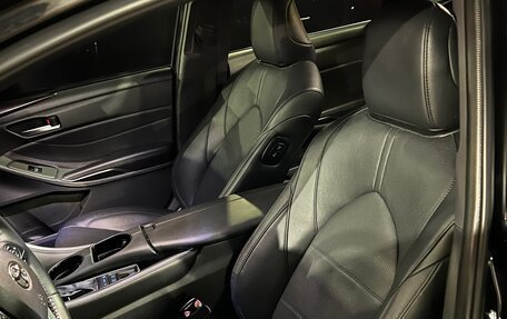 Toyota Avalon, 2022 год, 3 830 000 рублей, 5 фотография