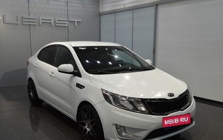 KIA Rio III рестайлинг, 2013 год, 950 000 рублей, 3 фотография