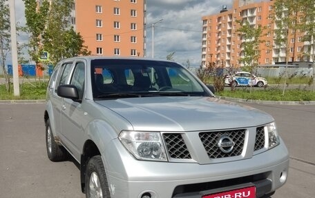 Nissan Pathfinder, 2005 год, 880 000 рублей, 1 фотография