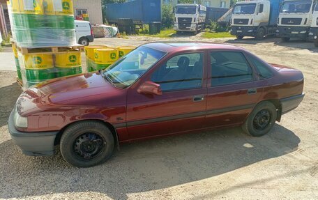 Opel Vectra A, 1992 год, 270 000 рублей, 2 фотография