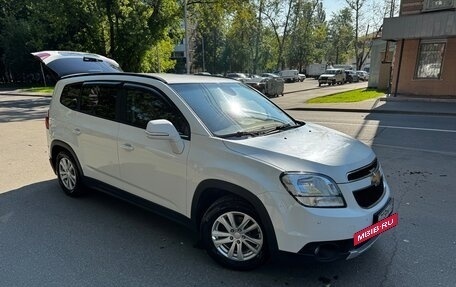 Chevrolet Orlando I, 2014 год, 990 000 рублей, 2 фотография