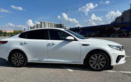 KIA Optima IV, 2019 год, 2 300 000 рублей, 6 фотография