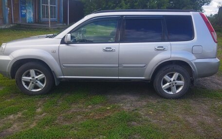 Nissan X-Trail, 2005 год, 850 000 рублей, 10 фотография