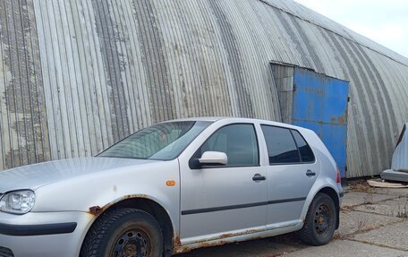 Volkswagen Golf IV, 1998 год, 170 000 рублей, 2 фотография