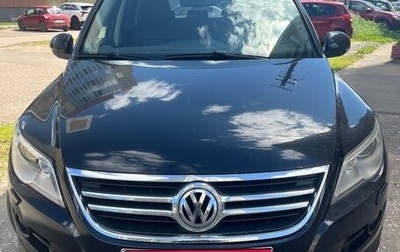 Volkswagen Tiguan I, 2011 год, 850 000 рублей, 1 фотография