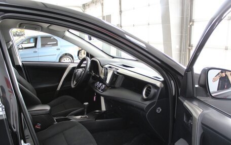 Toyota RAV4, 2015 год, 1 890 000 рублей, 13 фотография