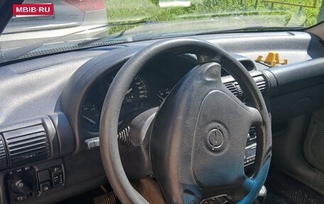 Opel Corsa B, 1997 год, 200 000 рублей, 4 фотография