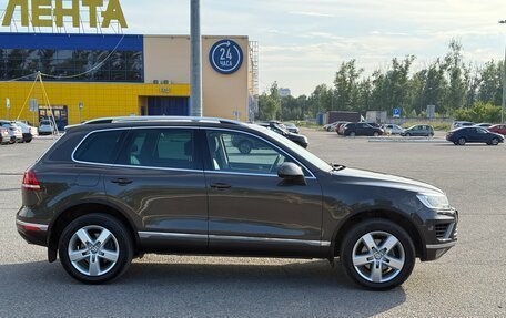 Volkswagen Touareg III, 2015 год, 3 330 000 рублей, 2 фотография