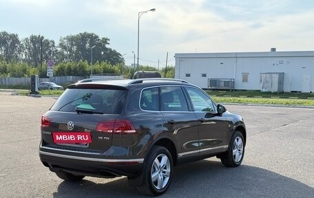 Volkswagen Touareg III, 2015 год, 3 330 000 рублей, 3 фотография