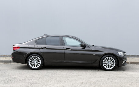BMW 5 серия, 2017 год, 3 150 000 рублей, 6 фотография