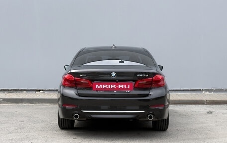 BMW 5 серия, 2017 год, 3 150 000 рублей, 9 фотография