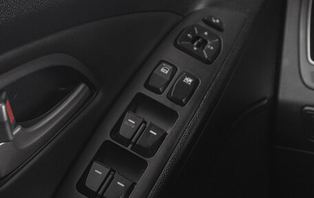 Hyundai ix35 I рестайлинг, 2011 год, 1 349 000 рублей, 10 фотография