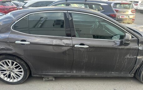 Toyota Camry, 2019 год, 1 600 000 рублей, 8 фотография