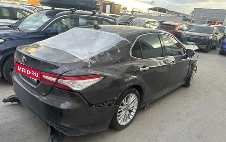 Toyota Camry, 2019 год, 1 600 000 рублей, 3 фотография