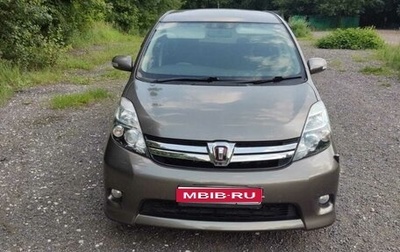 Toyota ISis I, 2011 год, 1 370 000 рублей, 1 фотография