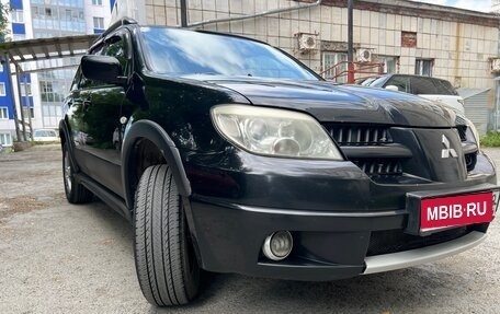 Mitsubishi Outlander III рестайлинг 3, 2007 год, 650 000 рублей, 1 фотография