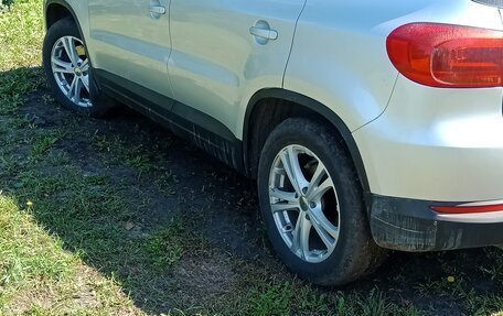 Volkswagen Tiguan I, 2011 год, 1 100 000 рублей, 5 фотография