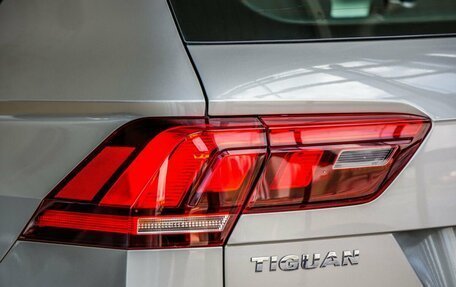 Volkswagen Tiguan II, 2019 год, 2 398 000 рублей, 11 фотография