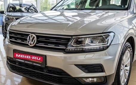 Volkswagen Tiguan II, 2019 год, 2 398 000 рублей, 10 фотография