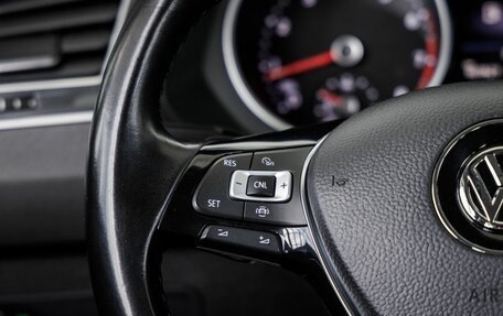 Volkswagen Tiguan II, 2019 год, 2 398 000 рублей, 18 фотография