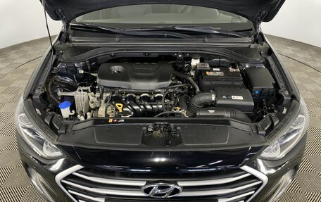 Hyundai Elantra VI рестайлинг, 2018 год, 1 599 000 рублей, 4 фотография