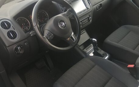 Volkswagen Tiguan I, 2011 год, 975 000 рублей, 12 фотография