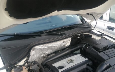 Volkswagen Tiguan I, 2011 год, 975 000 рублей, 18 фотография