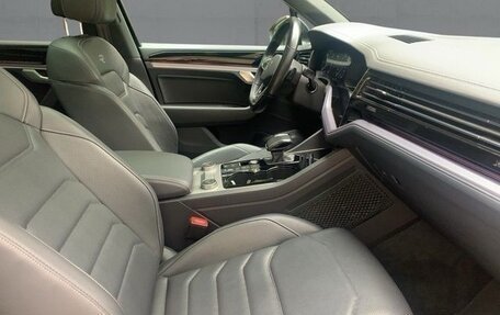 Volkswagen Touareg III, 2022 год, 7 200 000 рублей, 12 фотография