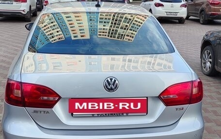Volkswagen Jetta VI, 2013 год, 1 280 000 рублей, 6 фотография