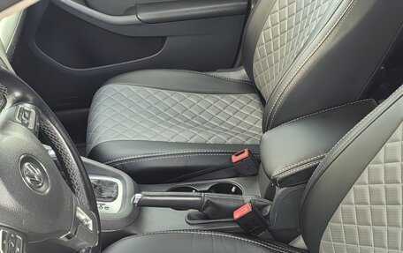 Volkswagen Jetta VI, 2013 год, 1 280 000 рублей, 11 фотография