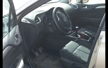 Citroen C4 II рестайлинг, 2012 год, 675 000 рублей, 4 фотография